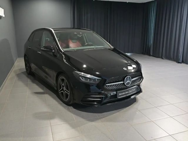 Mercedes-Benz B 200 AMG Line B 200 d