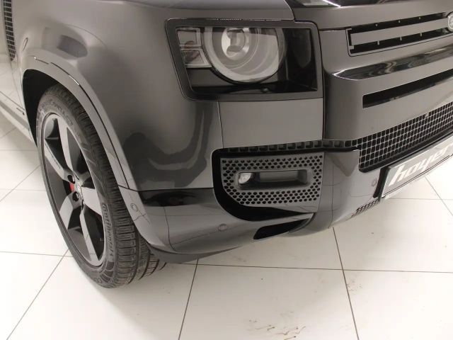 Land Rover Defender 110 D300