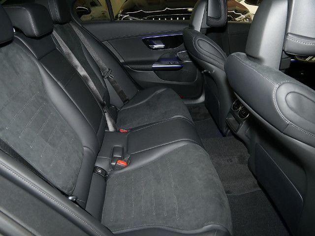 Mercedes-Benz C 200 Sedan