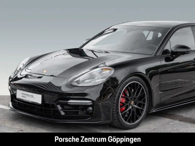 Porsche Panamera GTS