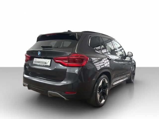 BMW iX3 iX3