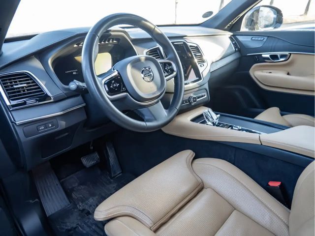 Volvo XC90 AWD Dark Plus T8