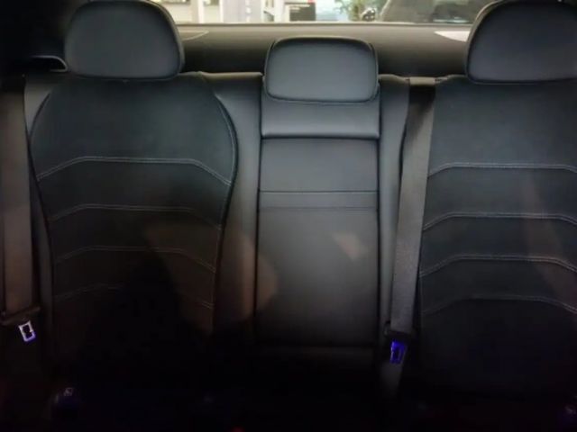 Mercedes-Benz E 200 AMG Line Sedan