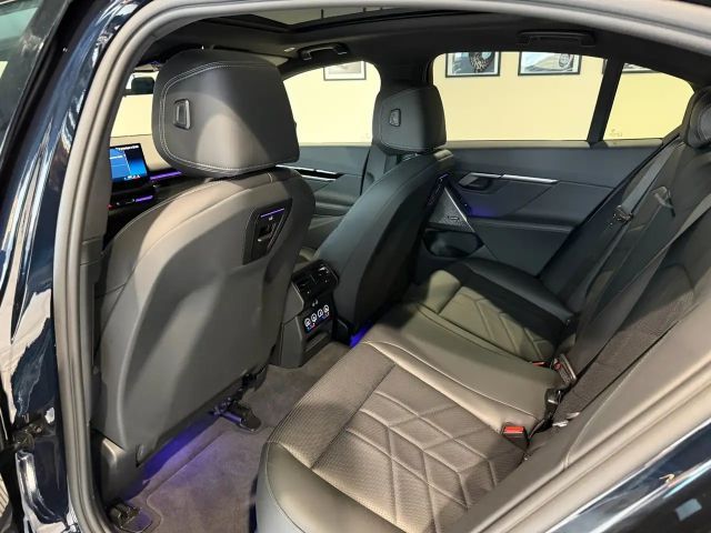 BMW 520 520i M-Sport Sedan