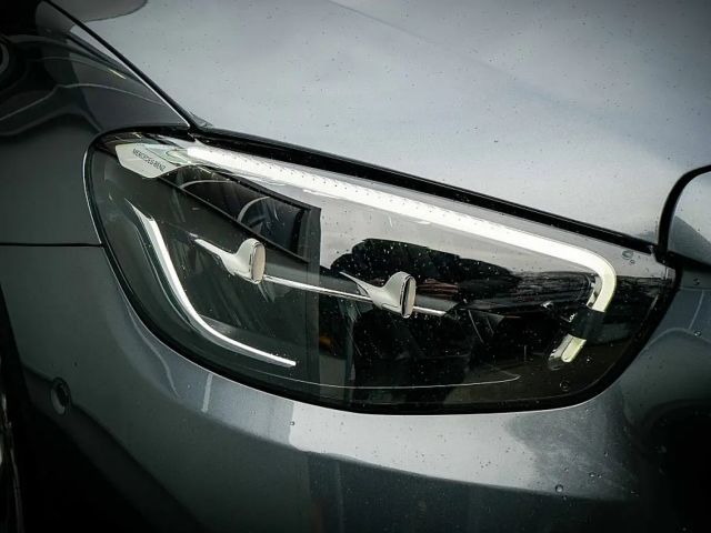 Mercedes-Benz E 220 E 220 d Estate