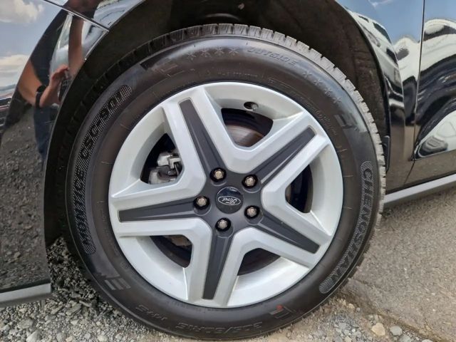 Ford Focus Cool & Connect EcoBoost Wagon