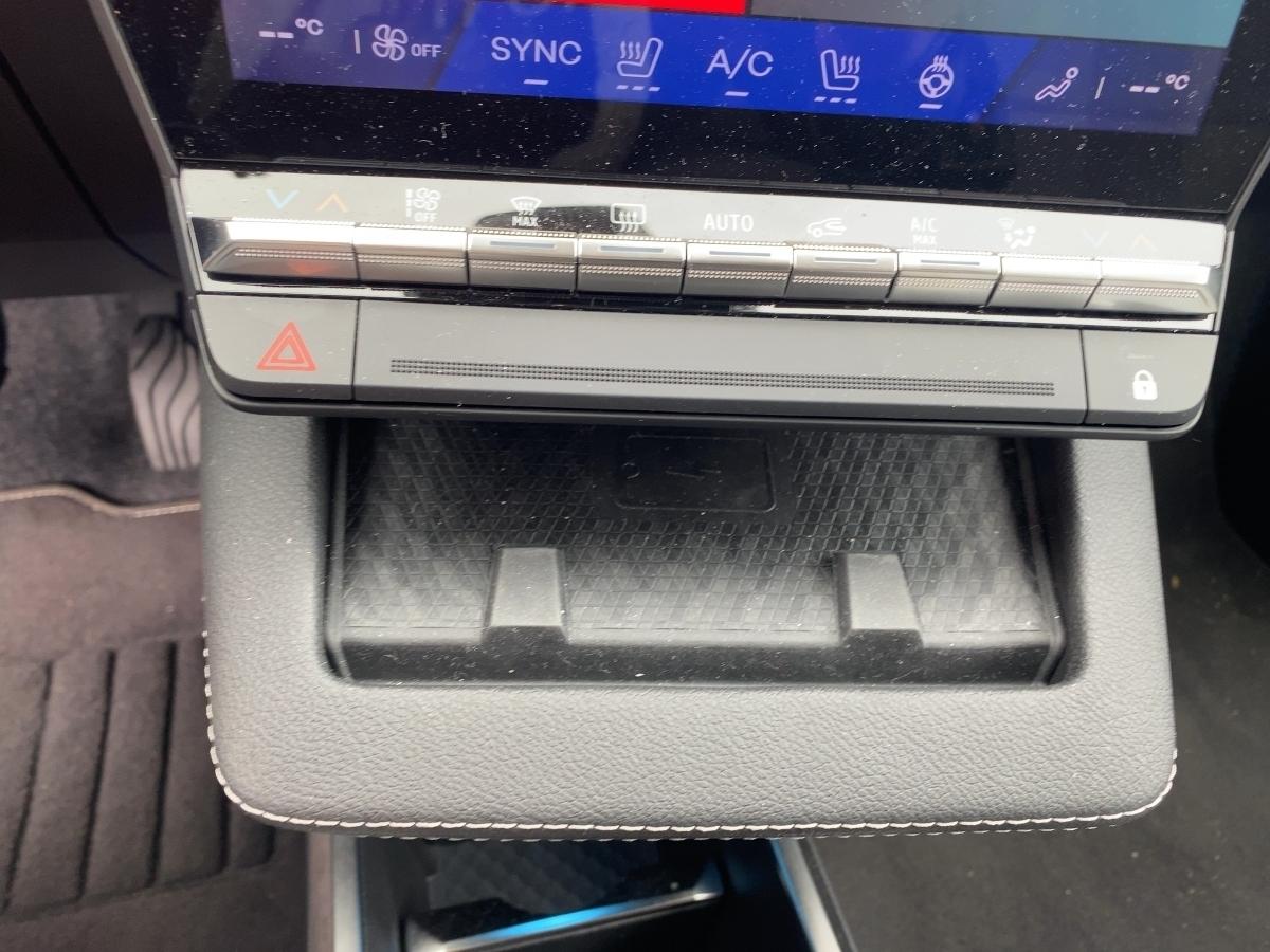 Renault Scenic E-Tech Iconic