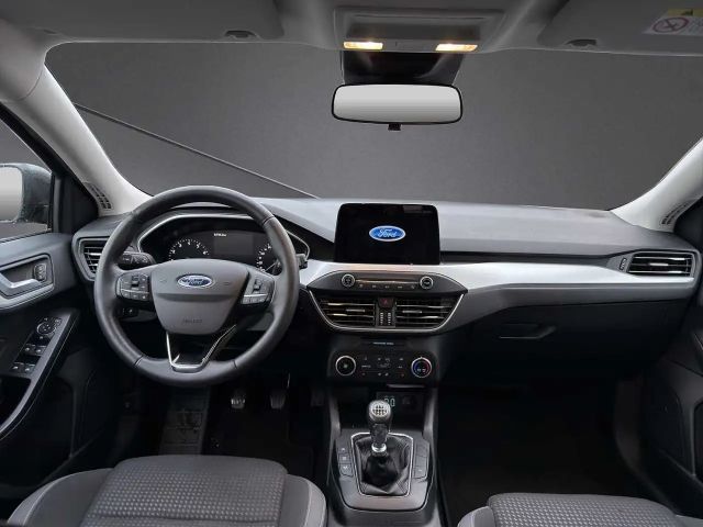 Ford Focus Cool & Connect