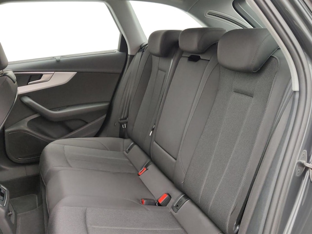 Audi A4 35 TDI Avant S-Tronic