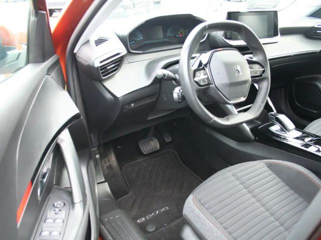 Peugeot E-2008 Active Pack