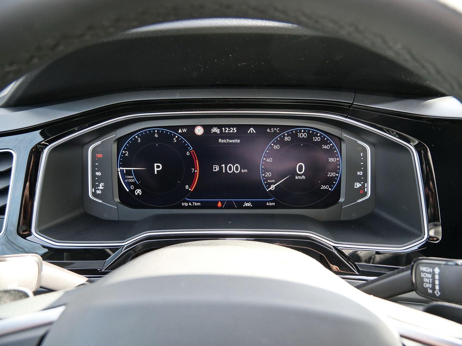 Volkswagen Taigo 1.0 TSI DSG R-Line