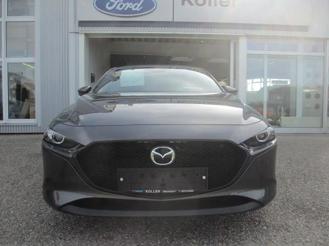Mazda 3 Exclusive-line