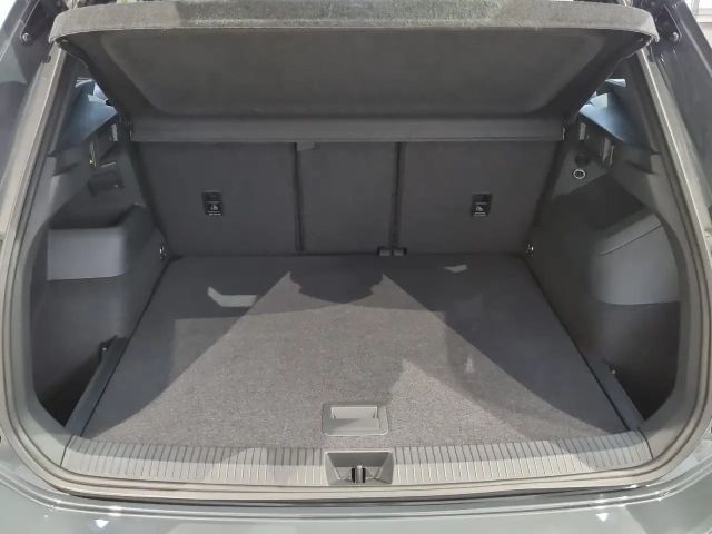 Volkswagen Tiguan DSG Sport