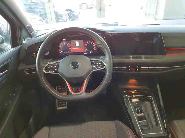 Volkswagen Golf 2.0 TSI GTI
