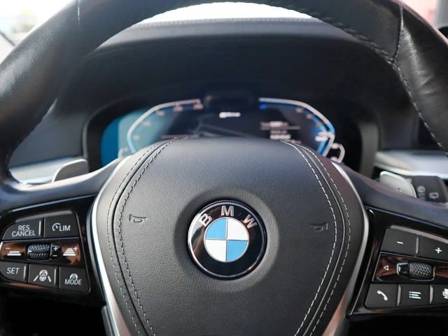 BMW 530 530e Touring xDrive