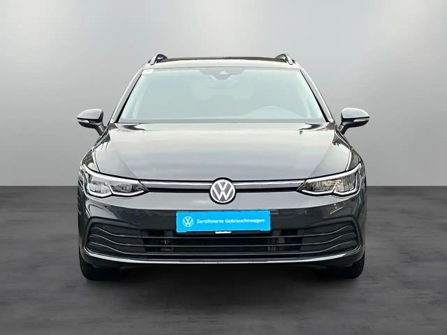 Volkswagen Golf 1.5 TSI Life Variant