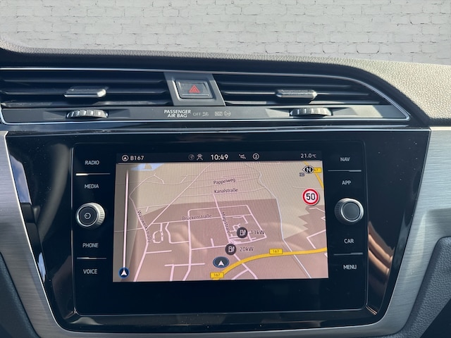 Volkswagen Touran 1.5 TSI DSG Comfortline Navi Digitales Cockpit Sperrdiff. ACC El. Heckklappe