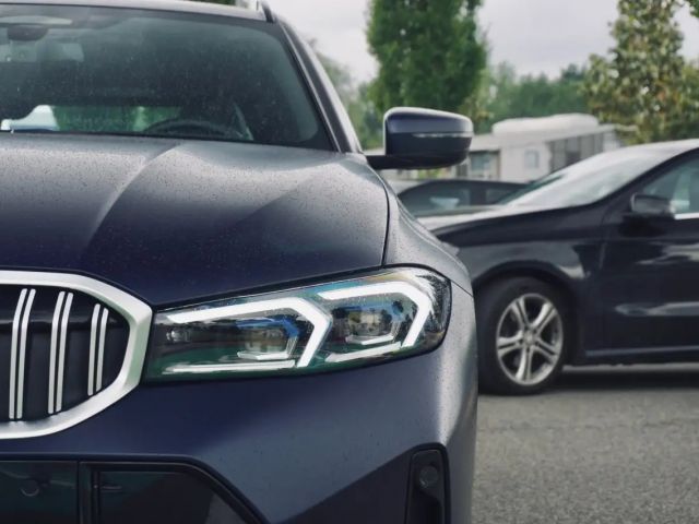 BMW 330 330d M-Sport Touring xDrive