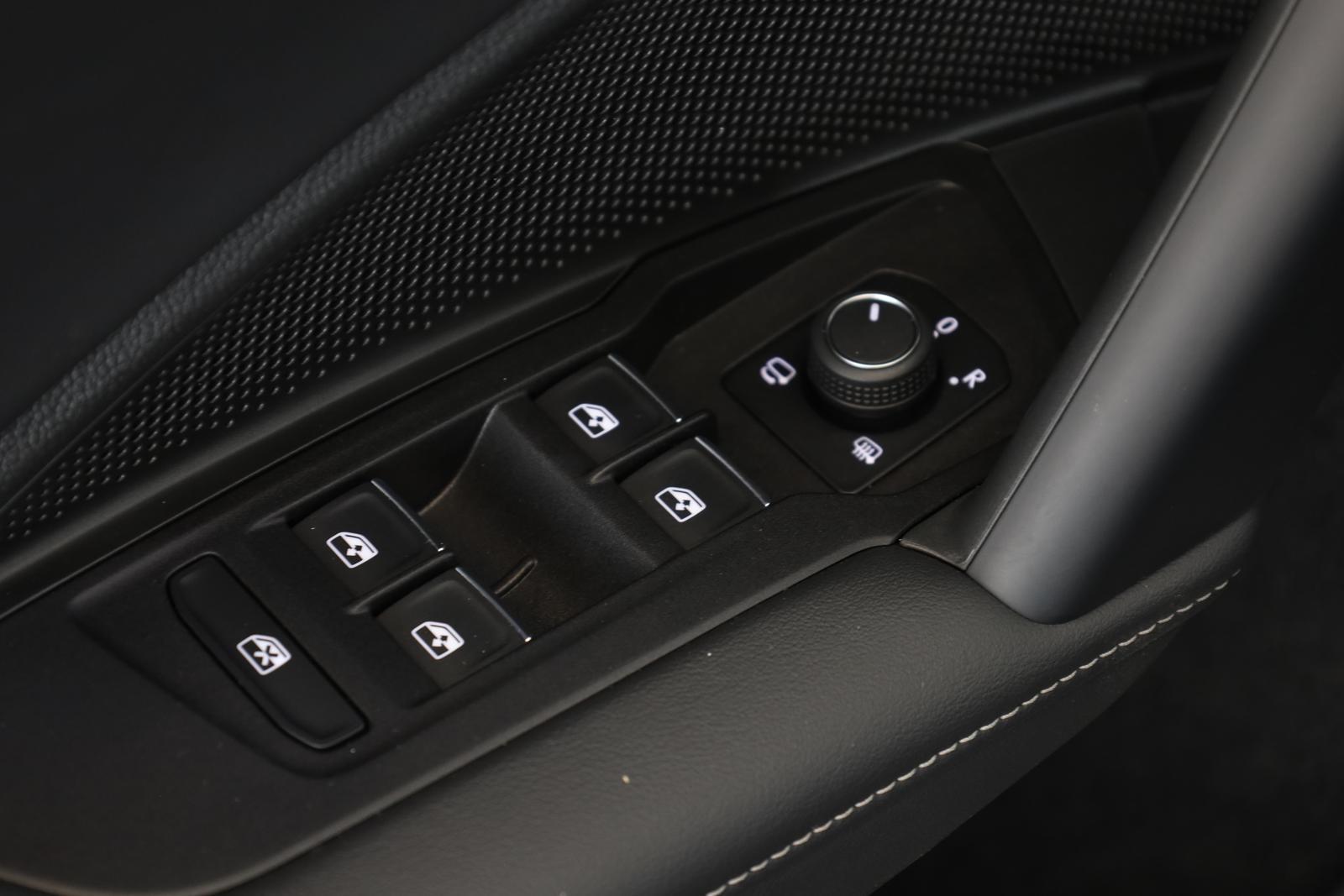 Volkswagen Tiguan 2.0 TSI DSG IQ.Drive R-Line