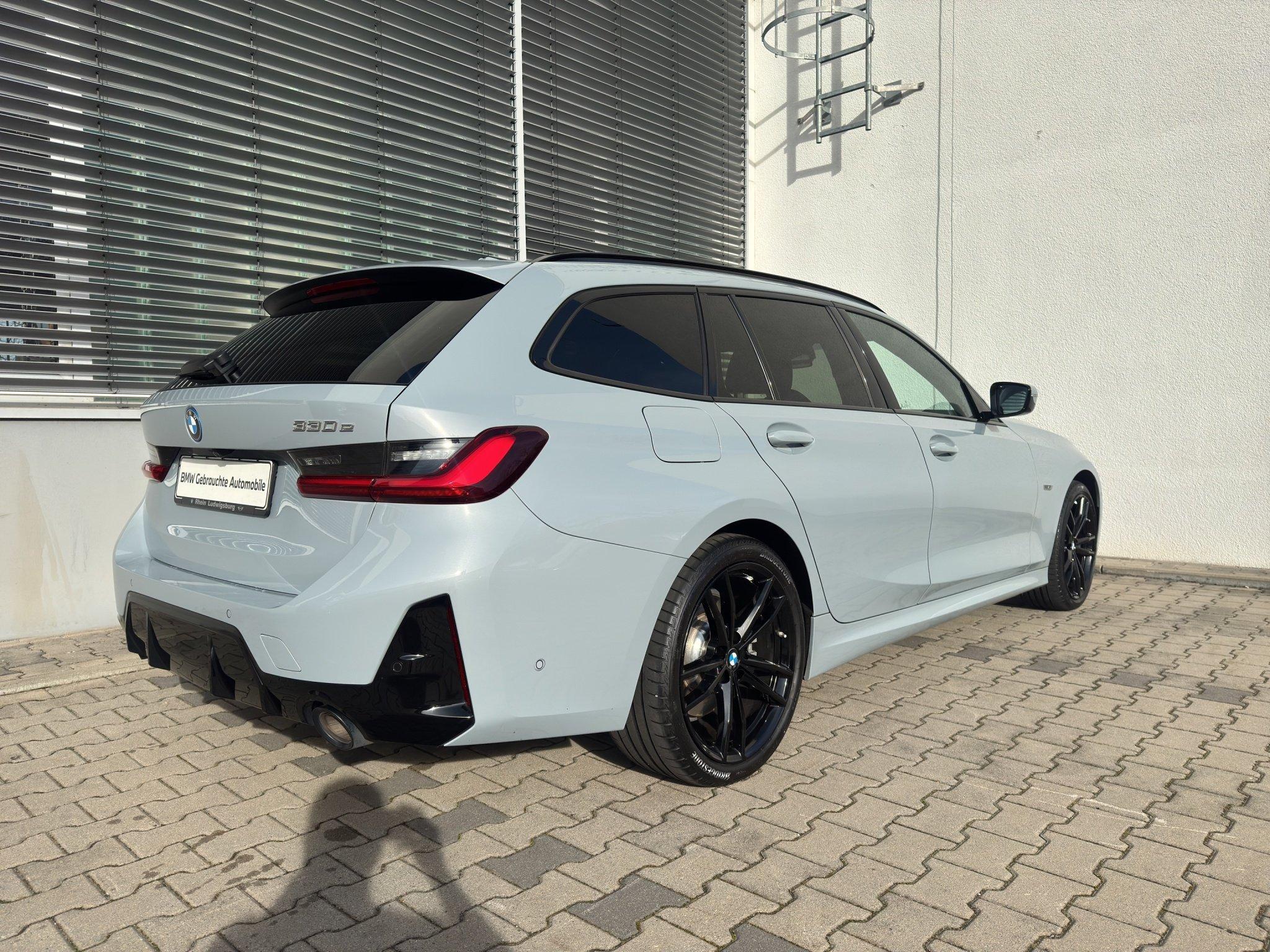 BMW 330 330e Touring
