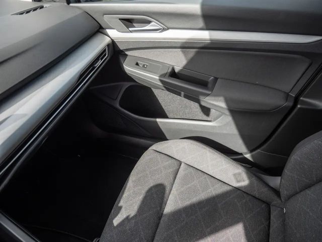 Volkswagen Golf 2.0 TDI Golf VIII Life Variant