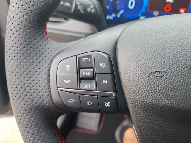 Ford Focus EcoBoost ST Line Wagon