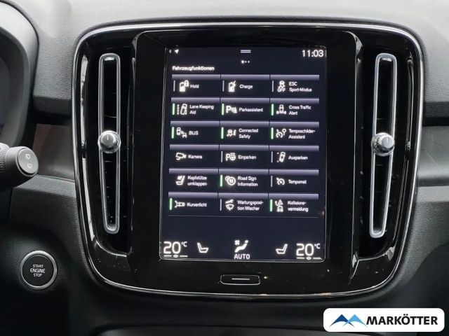 Volvo XC40 Dark Plus