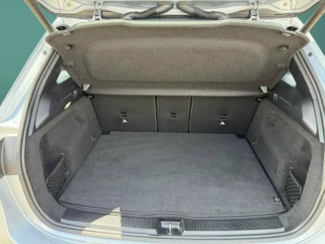 Mercedes-Benz B 200 Progressive