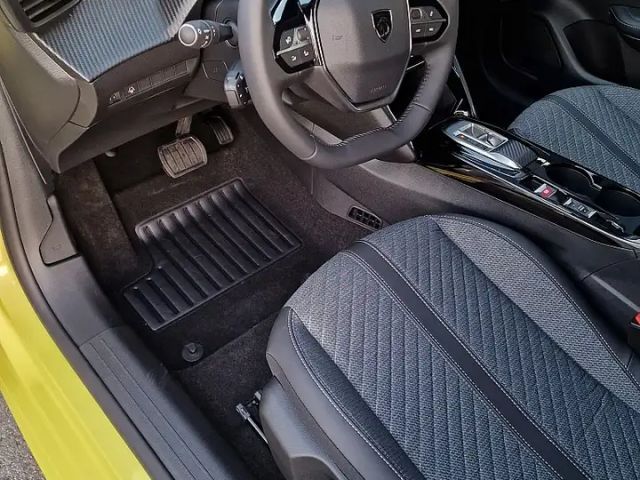 Peugeot E-208 Allure Pack
