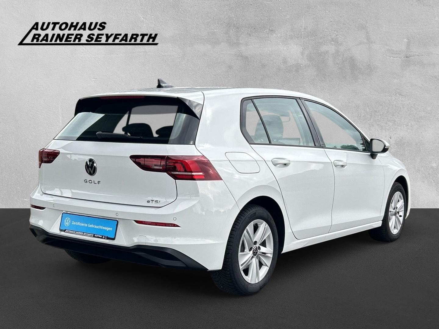 Volkswagen Golf 1.5 eTSI Life