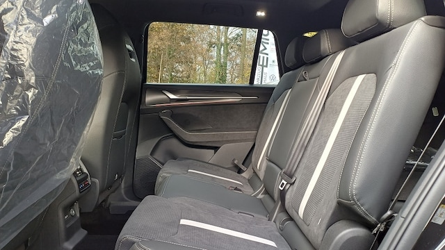 Skoda Kodiaq 7-SITZE,AHK, KAMERA, PANORAMA, ANSCHLUSSGARANTIE