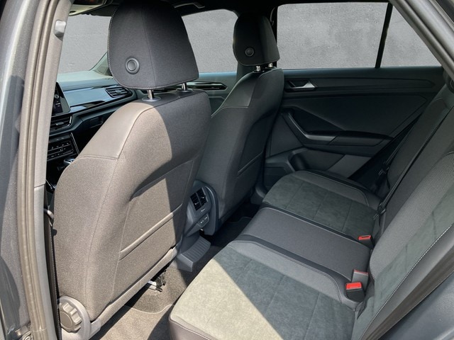 Volkswagen T-Roc 2.0 TDI DSG IQ.Drive R-Line