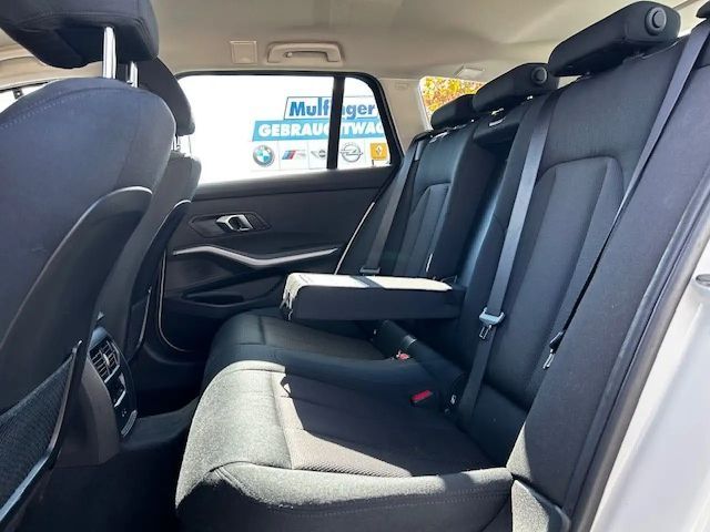 BMW 320 320d Touring xDrive