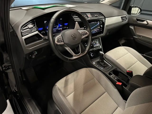 Volkswagen Touran 1.5 TSI DSG Family
