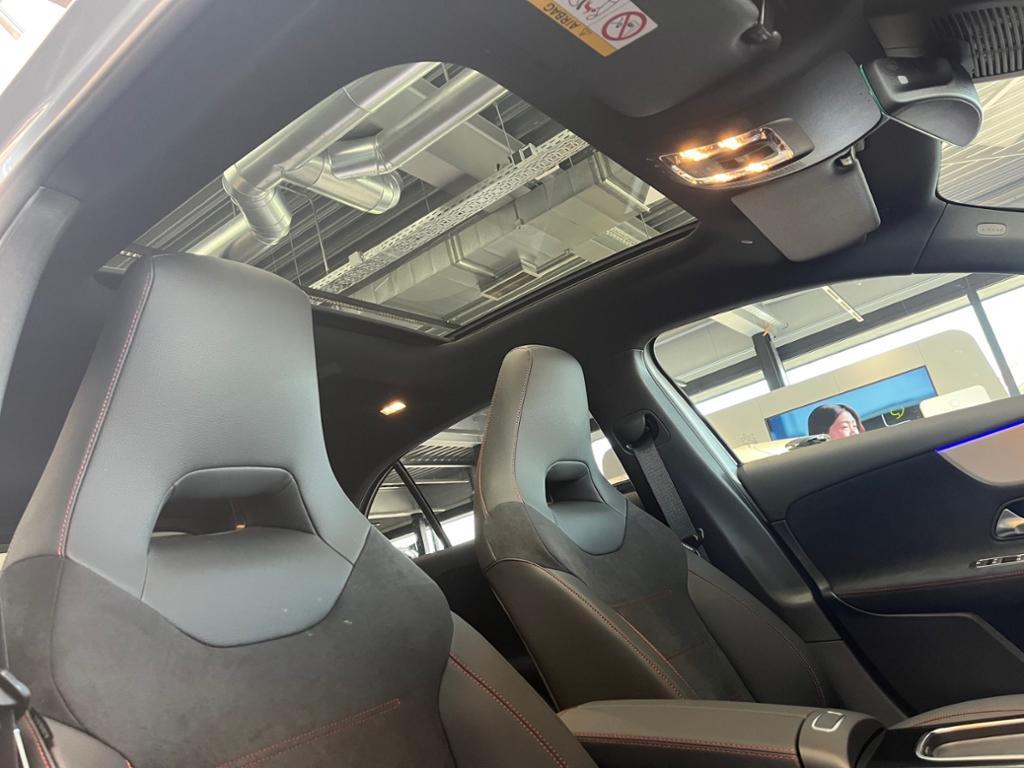 Mercedes-Benz A 250 A 250 e AMG Line