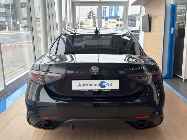 Alfa Romeo Giulia Q4 Veloce
