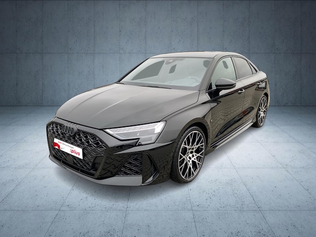 Audi RS3 Quattro S-Tronic Sedan
