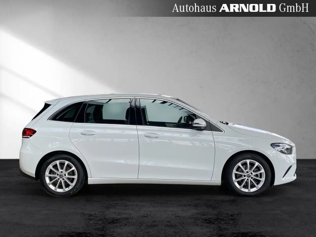 Mercedes-Benz B 200 4MATIC Progressive Sedan