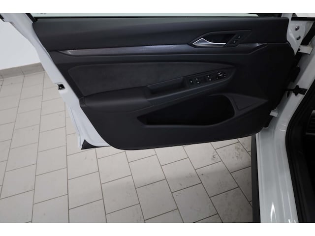 Volkswagen Golf 2.0 TSI