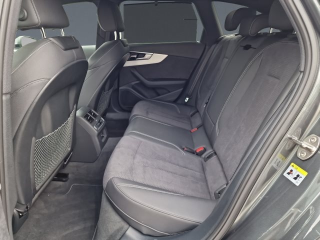 Audi A4 45 TFSI Avant Quattro S-Line S-Tronic