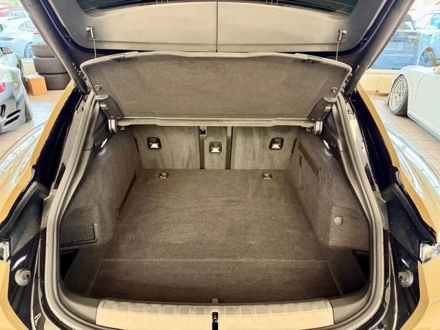 Porsche Taycan GTS Sport Turismo