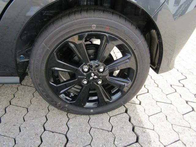 Mitsubishi Space Star Star