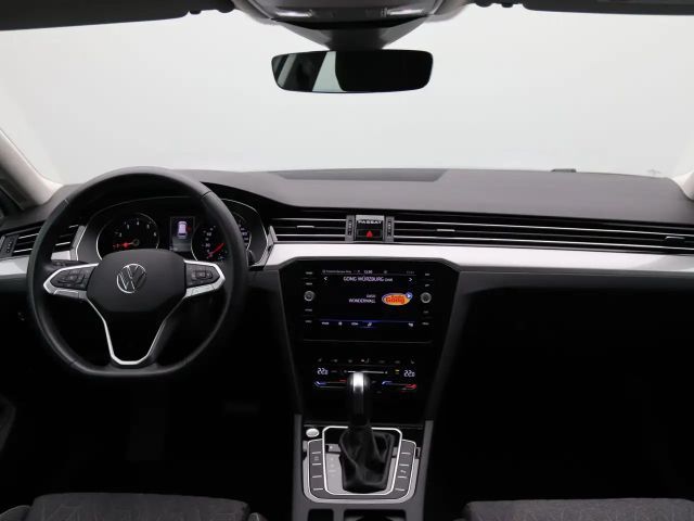 Volkswagen Passat 1.5 TSI Business DSG Variant
