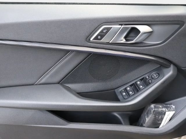 BMW 120 120i Sedan Sport Line