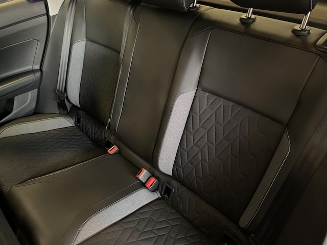 Volkswagen Polo 1.0 TSI DSG IQ.Drive