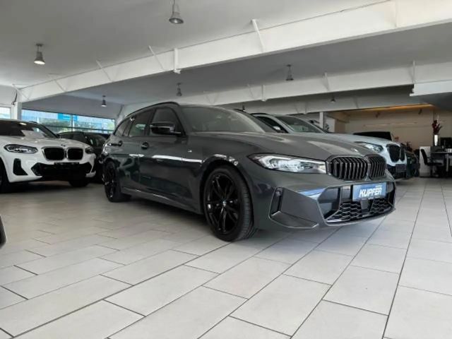BMW 320 320d M-Sport Touring xDrive