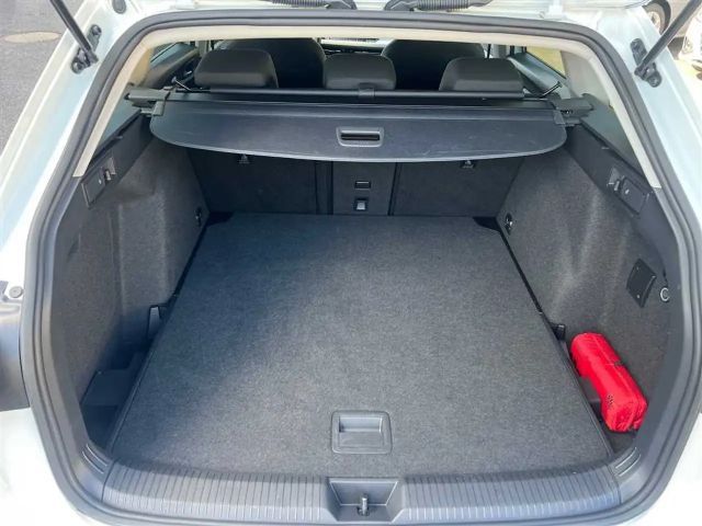 Volkswagen Golf 1.5 TSI Life