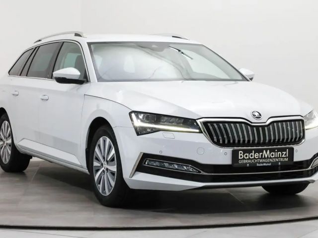 Skoda Superb Combi iV