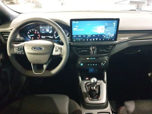 Ford Focus EcoBoost ST Line Wagon