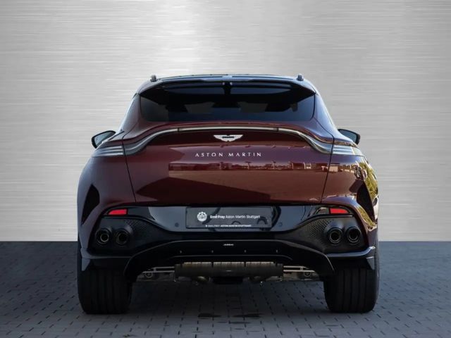 Aston Martin DBX 707